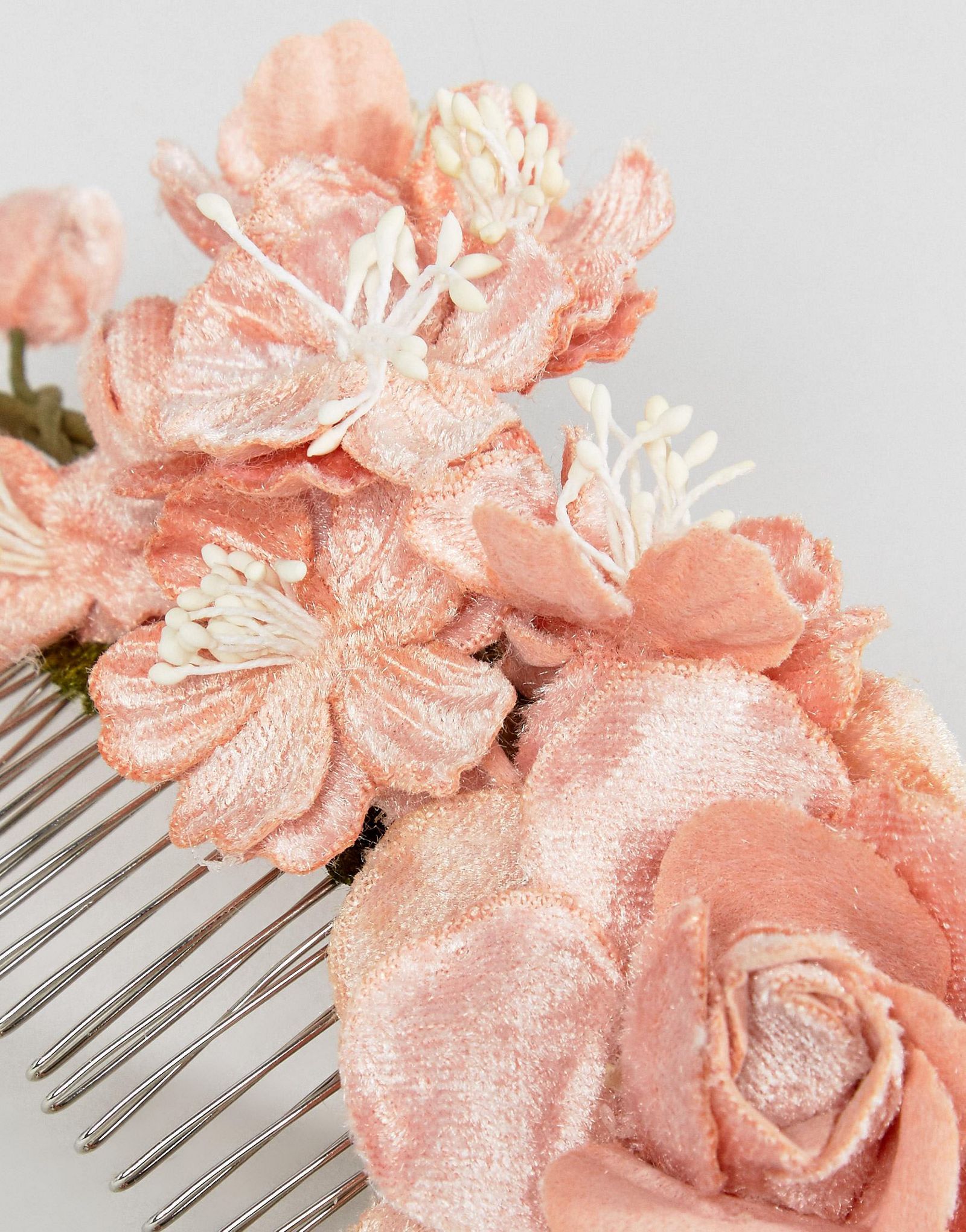 Her Curious Nature Flower and Blossom Hair Comb