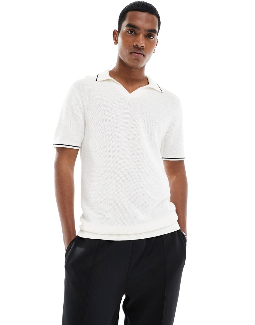 Hollister knitted polo with tipping in cream-White