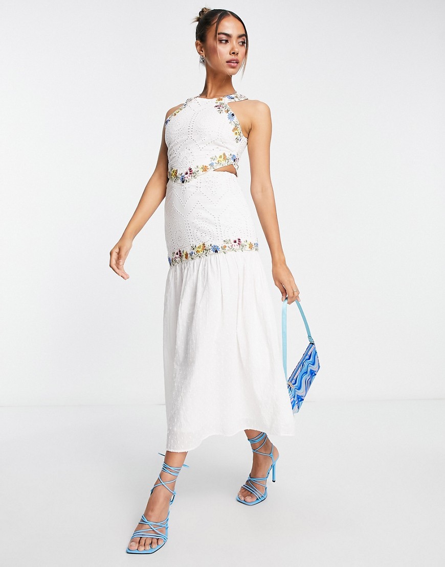 Hope & Ivy halter neck midaxi embroidered dress in ivory-White