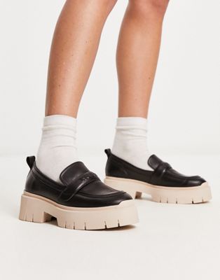 HUGO Kris Moccassin chunky mules in black with contrast sole