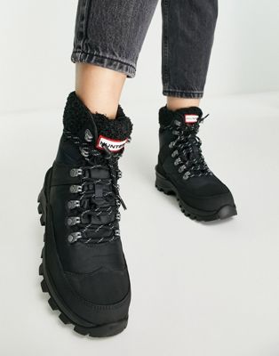 Commando vegan lace up boot in black