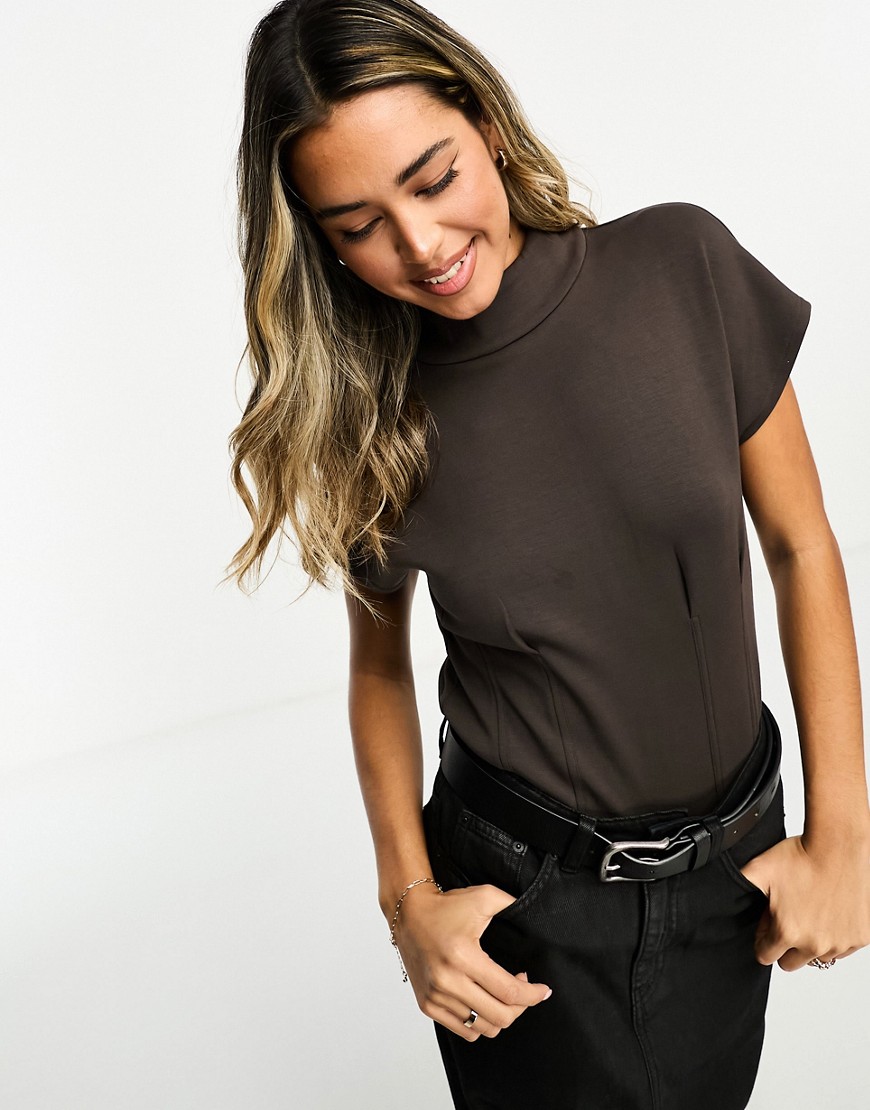 In Wear high neck short sleeve top with seam detail in brown