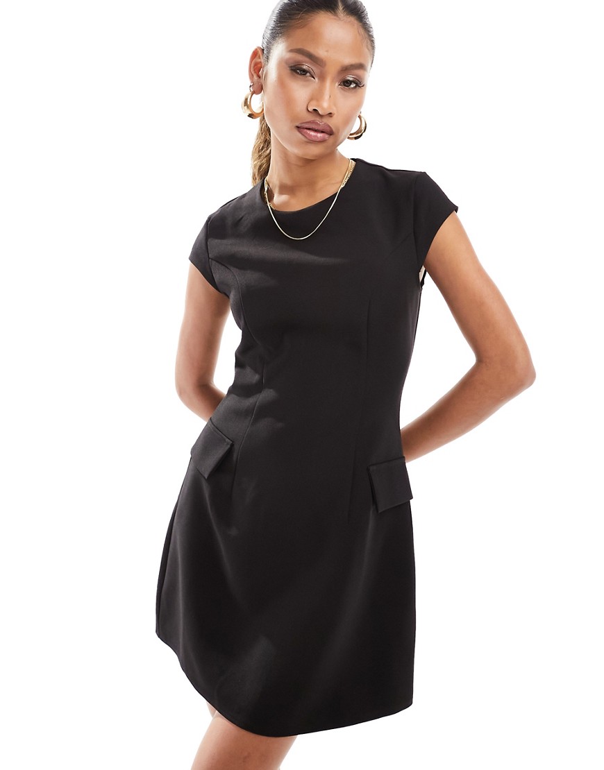 Kaiia tailored pocket detail cap sleeve mini dress in black