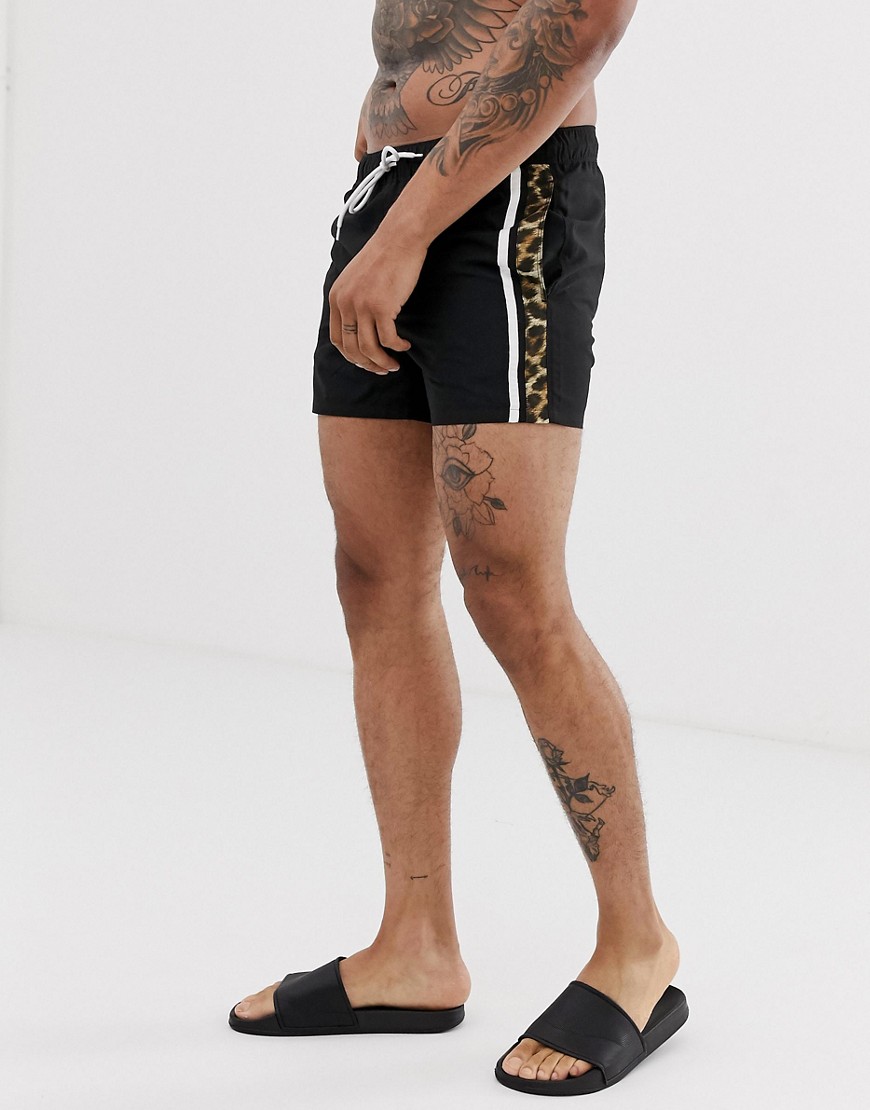 фото Короткие шорты для плавания с отделкой кантом с леопардовым принтом asos design-черный