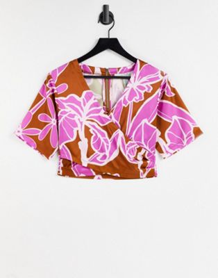 Liquorish kimono top set in abstract floral print