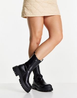 calf high boots with chunky sole in black