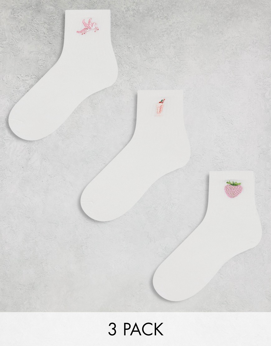Monki 3 pack ankle socks in white with pink embroidery motifs-Multi