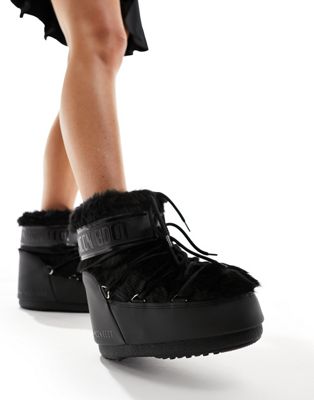 mid ankle snow boots in black faux fur