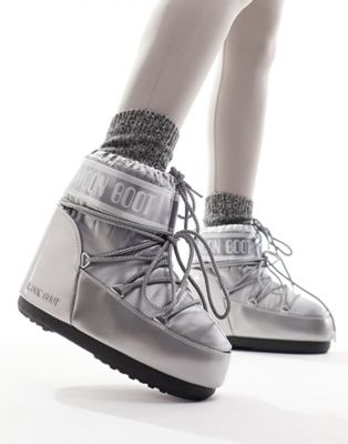 mid ankle snow boots in silver