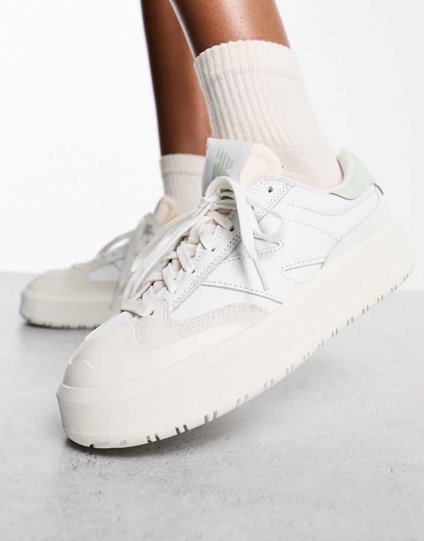 New Balance CT302 trainers in white & green