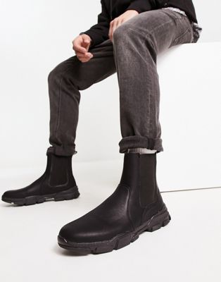 back tab chunky chelsea boots in black