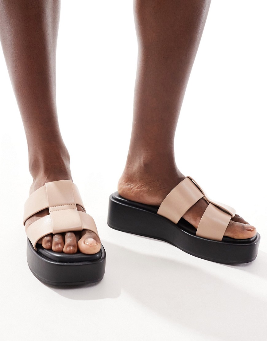 New Look chunky 90s flatform sandal in beige-Brown