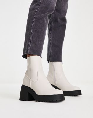 heeled chunky sock boot in off white