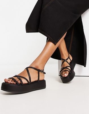 strappy platform sandal in black