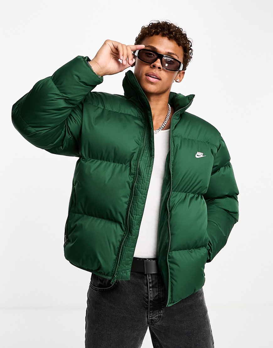 Nike Club Puffer jacket in green