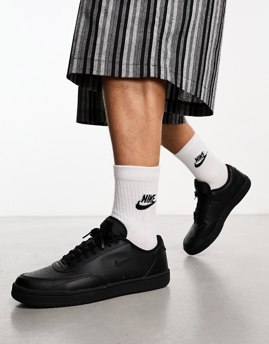 Nike Court Vintage trainers in black