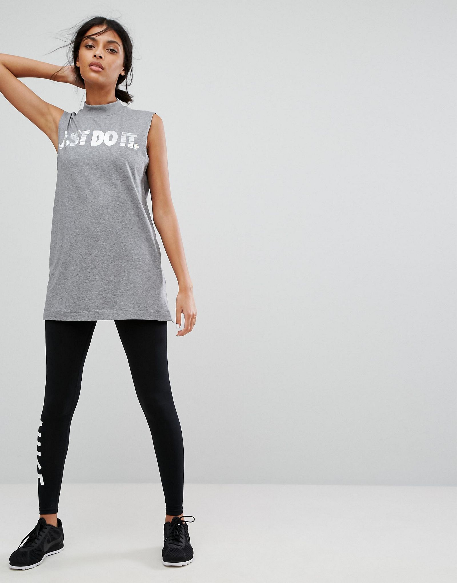 Nike Longline Tank With Holographic Just Do It Logo