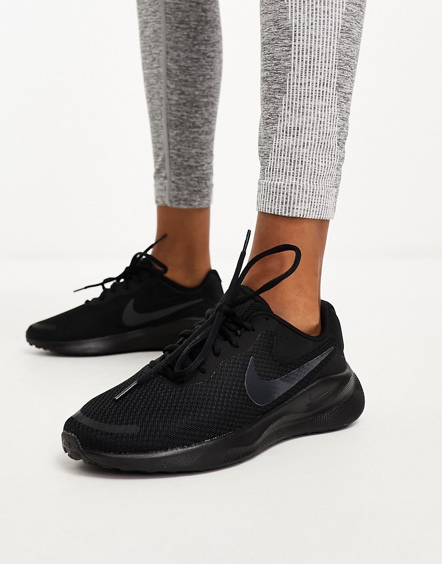 Nike Running Revolution 7 trainers in tripe black