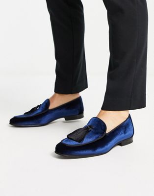 made in Portugal loafers in blue velvet with tassel