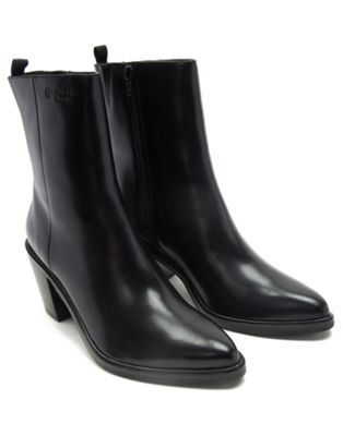 seven classic leather ankle zip boots in black