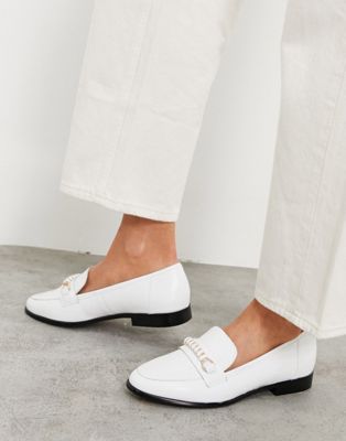 Faxed leather trim loafer in white