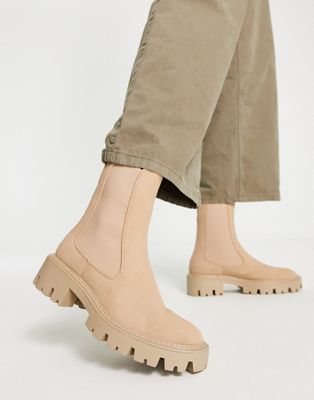 cleated sole chelsea boots in camel