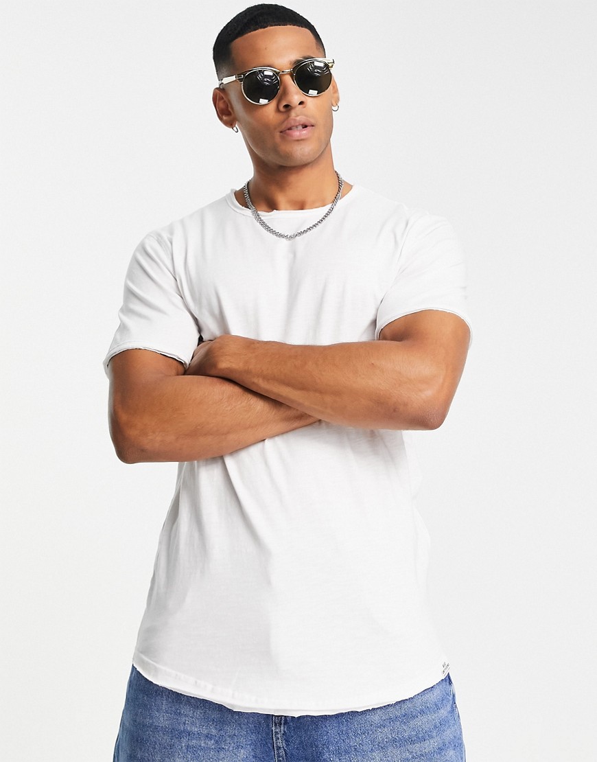 ONLY & SONS raw edge longline curve hem t-shirt in white