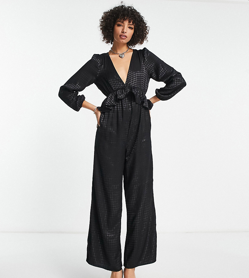 Only Tall frill detail jumpsuit in black houndstooth