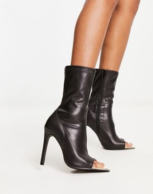 metal toe heeled ankle boots