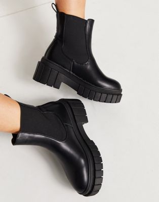 Zenya chunky chelsea boots in black