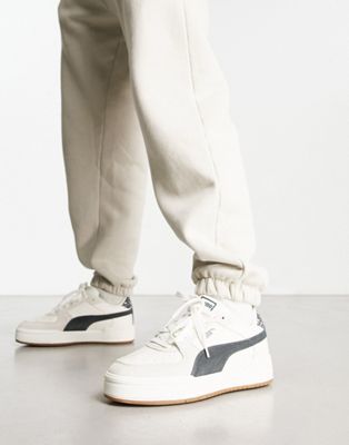 CA Pro Classic trainers in off white