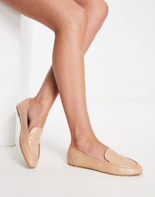 Elina square toe flat shoes in beige croc