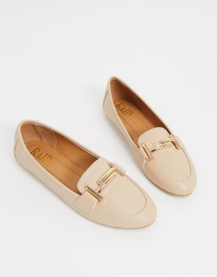 Nidhi loafer with gold snaffle in beige