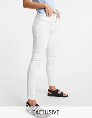 Reclaimed Vintage Inspired The 90 skinny jeans in optic white - Click1Get2 Black Friday