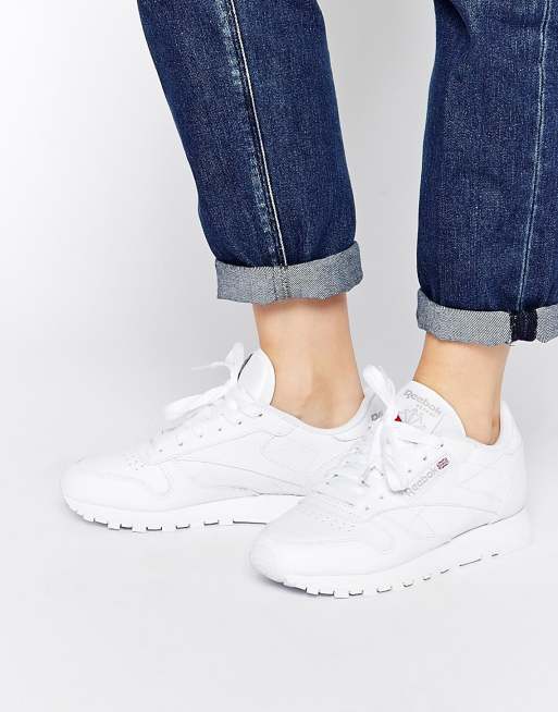reebok classics classic legacy trainers in off white