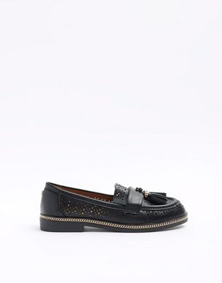 Cut out tassel loafers in black