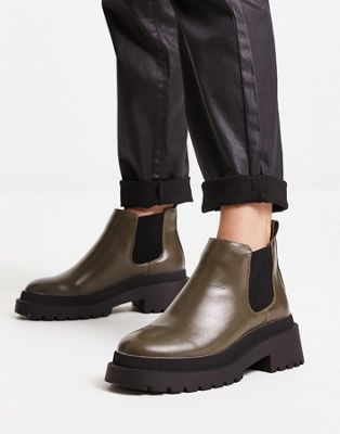 low ankle chelsea boot in khaki