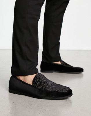 velvet loafers in black