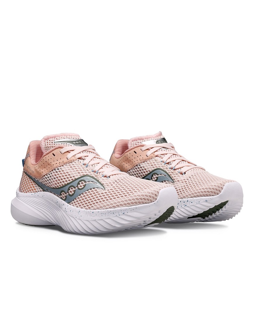 Saucony Kinvara 14 neutral running trainers in lotus-Pink