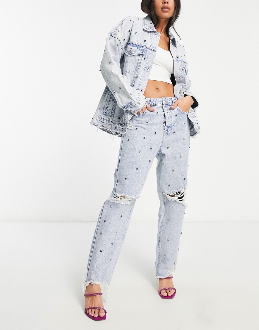 Signature 8 co-ord ripped embellished mom jean in light wash-Blue