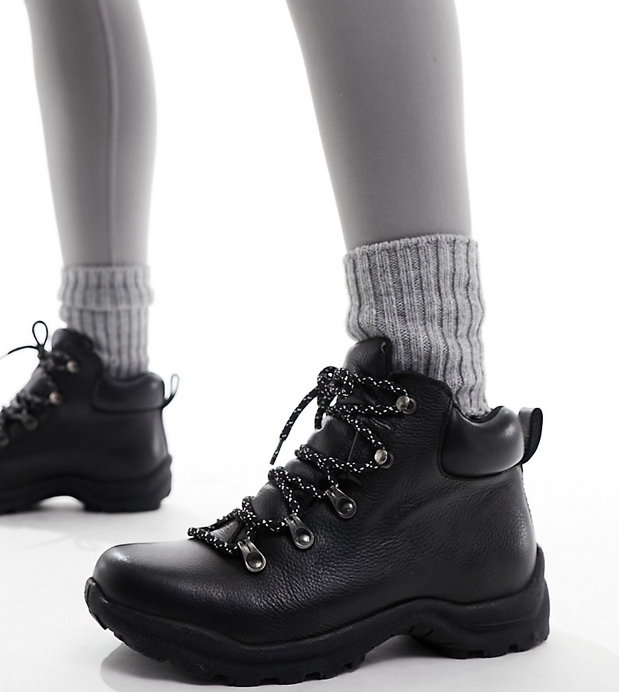 Simply Be Wide Fit hiker boots in black