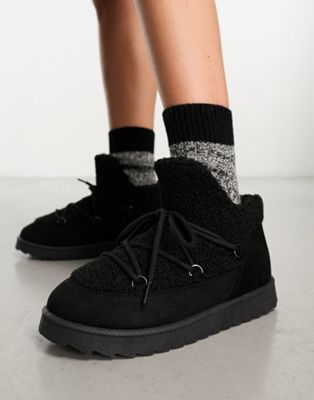 borg mini snow boots in black
