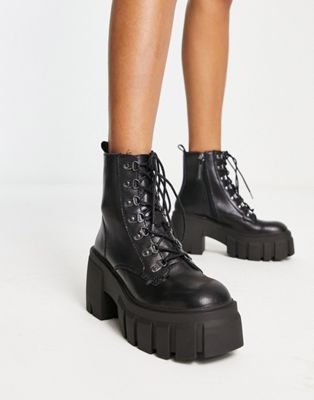 Bewilder lace front chunky heeled boots in black leather