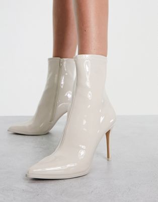 pazz heeled ankle boot in bone patent