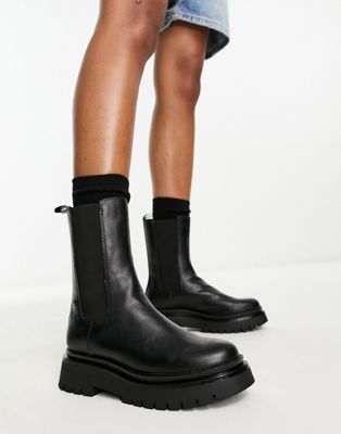 chunky boot in black