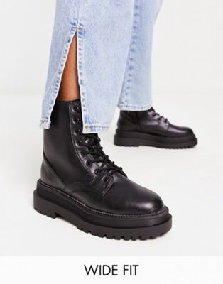 Wide fit lace up chunky boot in black