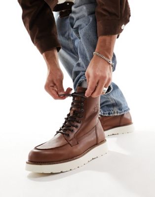 american warm leather boots in winter cognac