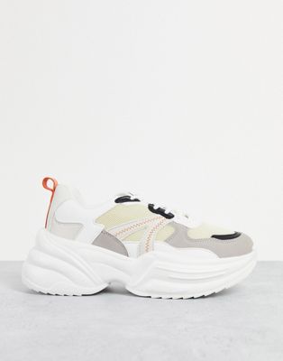 city chunky trainer in natural