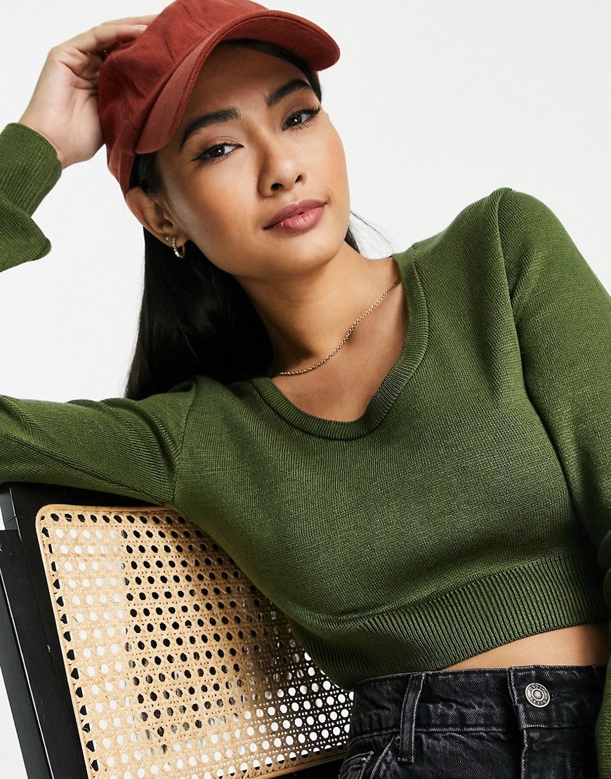 Topshop knitted scoop neck crop top in olive-Green