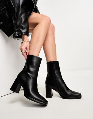 block heel square toe ankle boots in black
